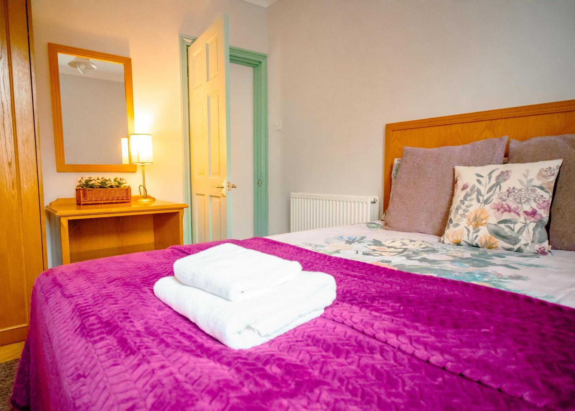 Purple Cloud Cottage Portsmouth Dış mekan fotoğraf