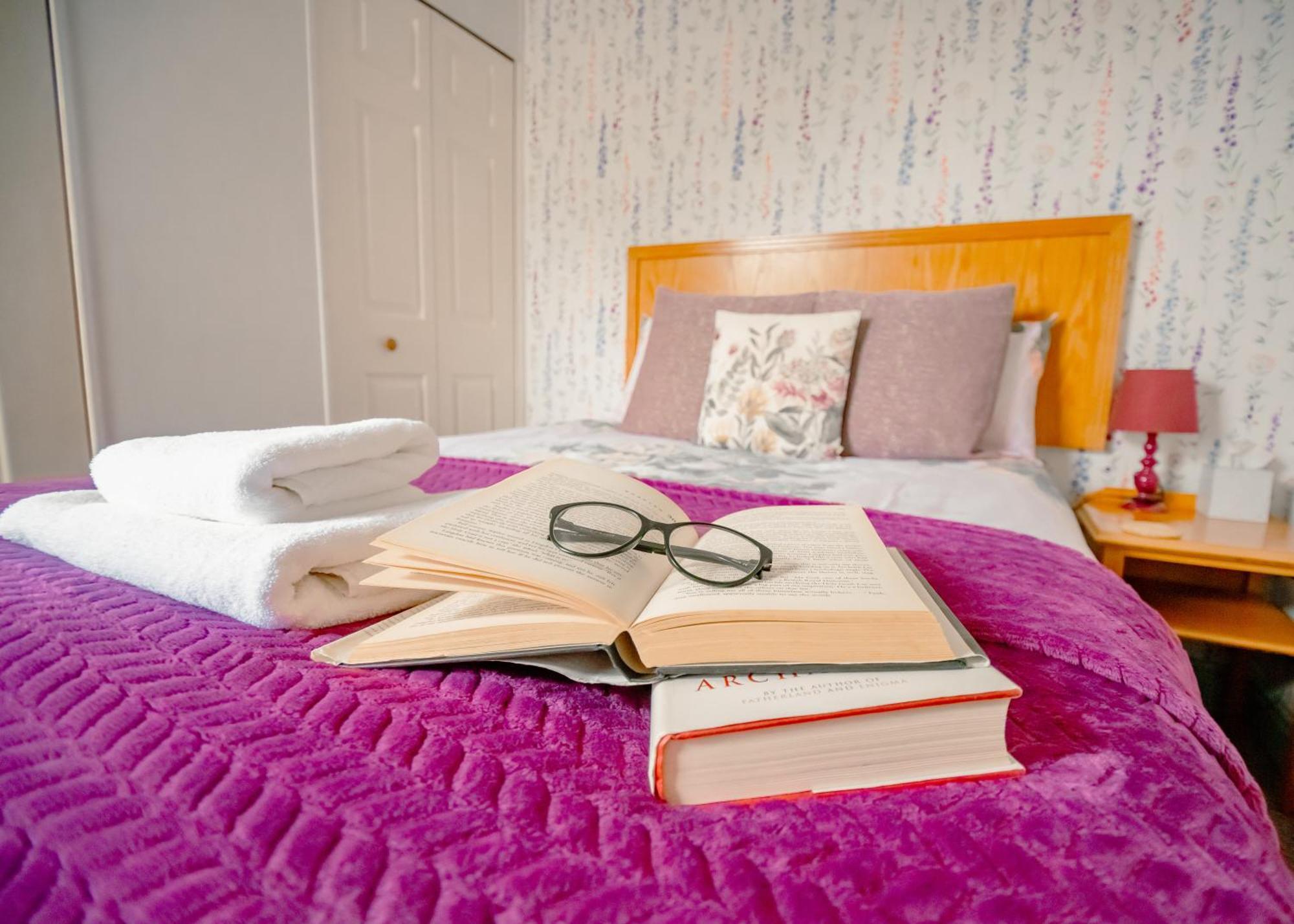 Purple Cloud Cottage Portsmouth Dış mekan fotoğraf